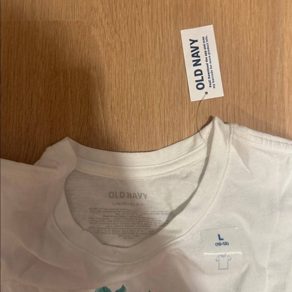 Old Navy White Girls' Short-Sleeve Tee with Strawberry Graphic